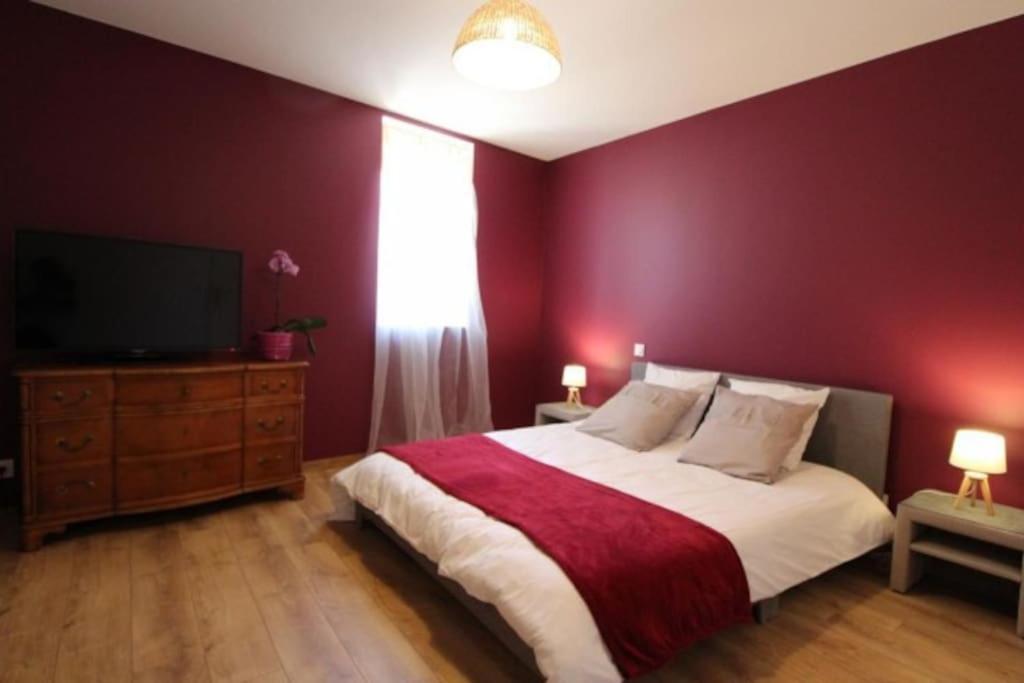 Petit Appartement Confortable Châteaubourg Kültér fotó